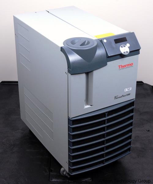 Neslab ThermoFlex 1400 Recirculating Chiller