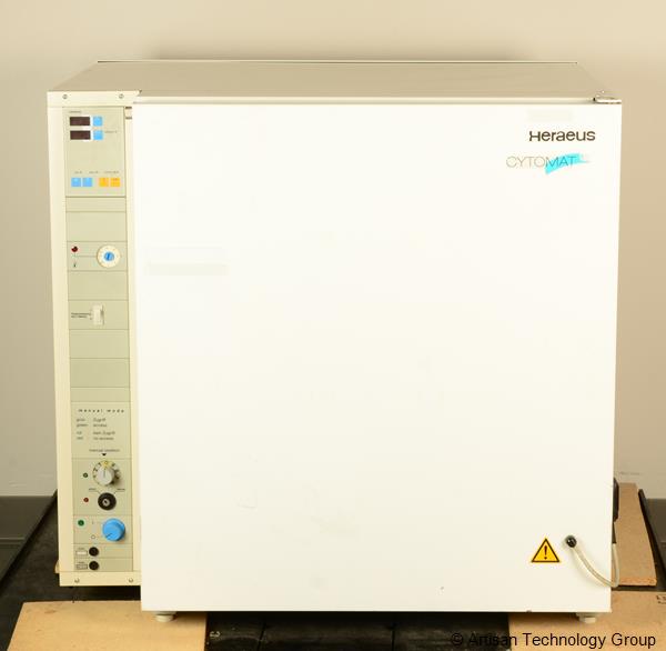 Heraeus Cytomat 6000 Automated Incubator with Magazine Lift and Microplate Retrieval System