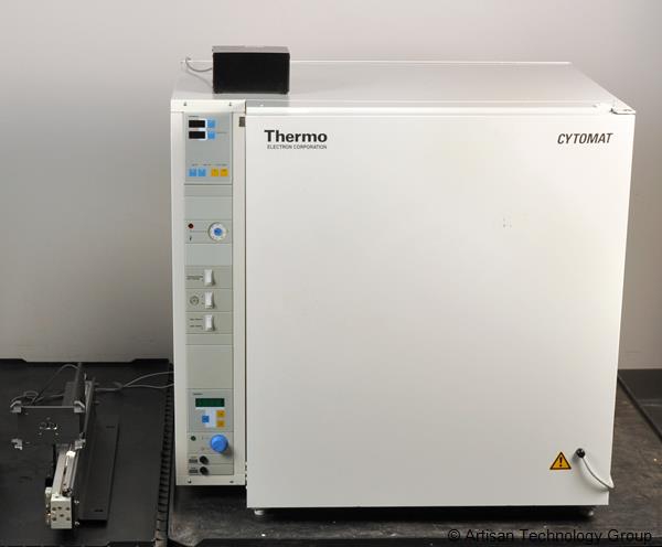 Heraeus Cytomat 6001 Automated Incubator HS with Plate Shuttle System and Transfer Switch