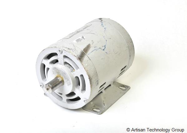 Toshiba Y90L-4-EZ Three-Phase Induction Motor