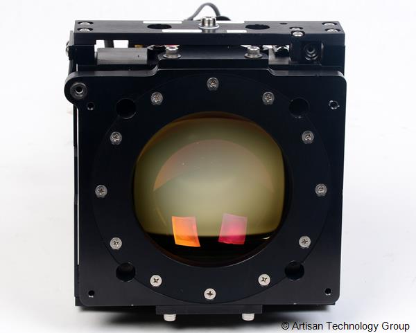 VDC Display Systems 81729-04 CRT Red Background Projector