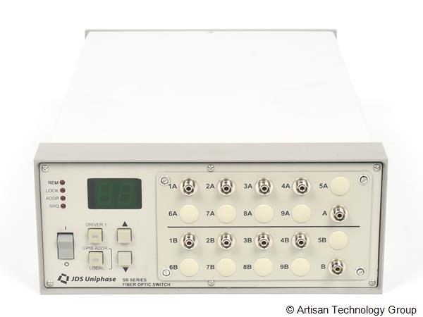 JDSU SB2D10081+27AF000FA (2) 1x4 Optical Switch