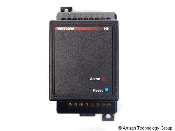 Watlow 146E-1106-3000 Temperature Regulating Controller