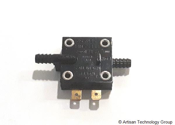 World Magnetics PSF100A Pressure Switch