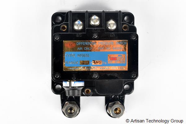 Yamamoto Electric Works MS65L Manostar Micro Differential Pressure Switch