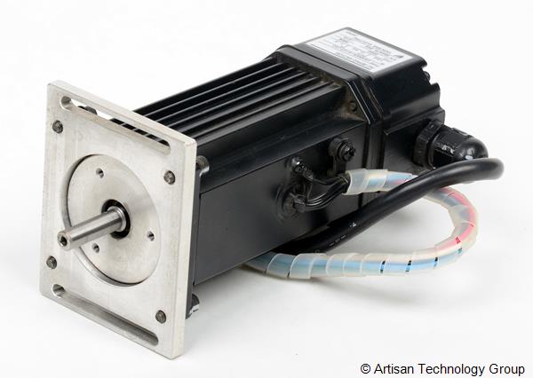 Yaskawa USAREM-01CFJ33 AC Servomotor